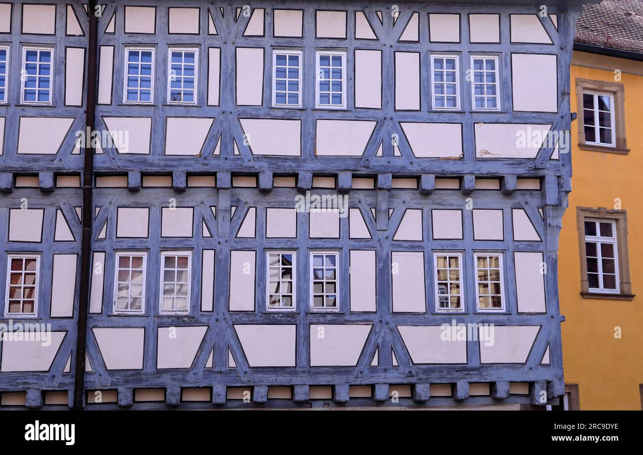 Fachwerkfassade des ehemaligen bürgerlichen Spitals in der Altstadt von Bad Wimpfen im Kraichgau, Landkreis Heilbronn, Baden-Württemberg, Süddeutschl Stockfoto