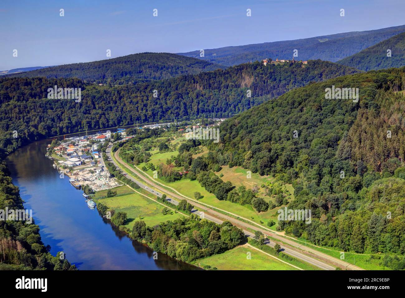 Luftaufnahme der Burgfeste Dilsberg in Neckargemünd im UNESCO-Global-Geopark Bergstraße-Odenwald; Baden-Württemberg; Neckartal, Odenwald, Süddeutschla Stockfoto