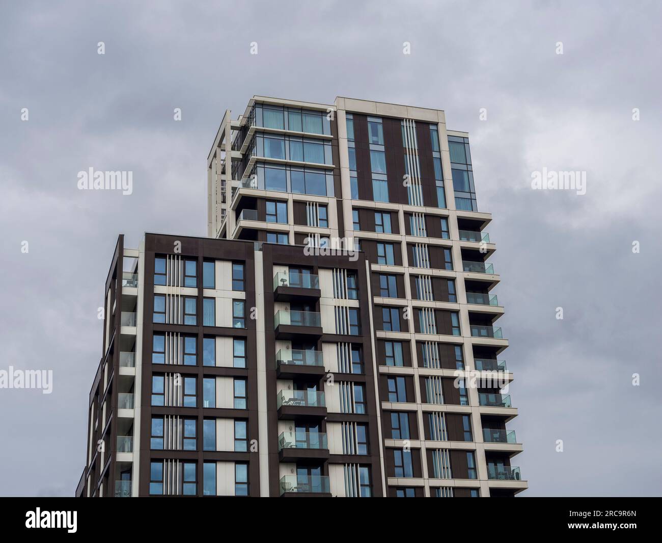 Luxury Verto, Tower Block, Reading, Berkshire, England, UK, GB. Stockfoto