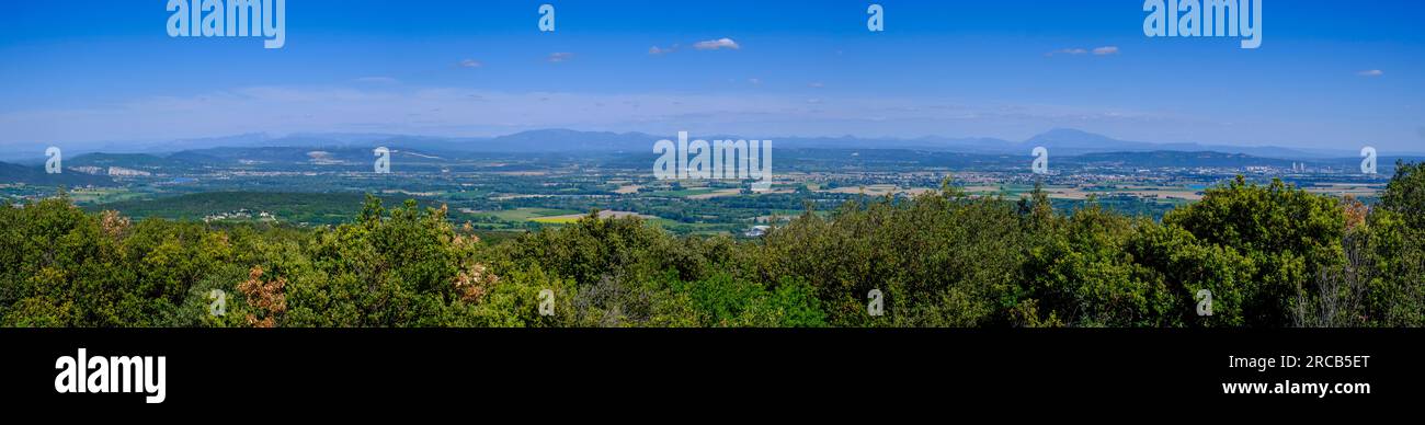 Blick auf das Rhone-Tal in der Nähe von Bourg Saint-Andeol, Provence, Rhone-Alpes, Frankreich Stockfoto