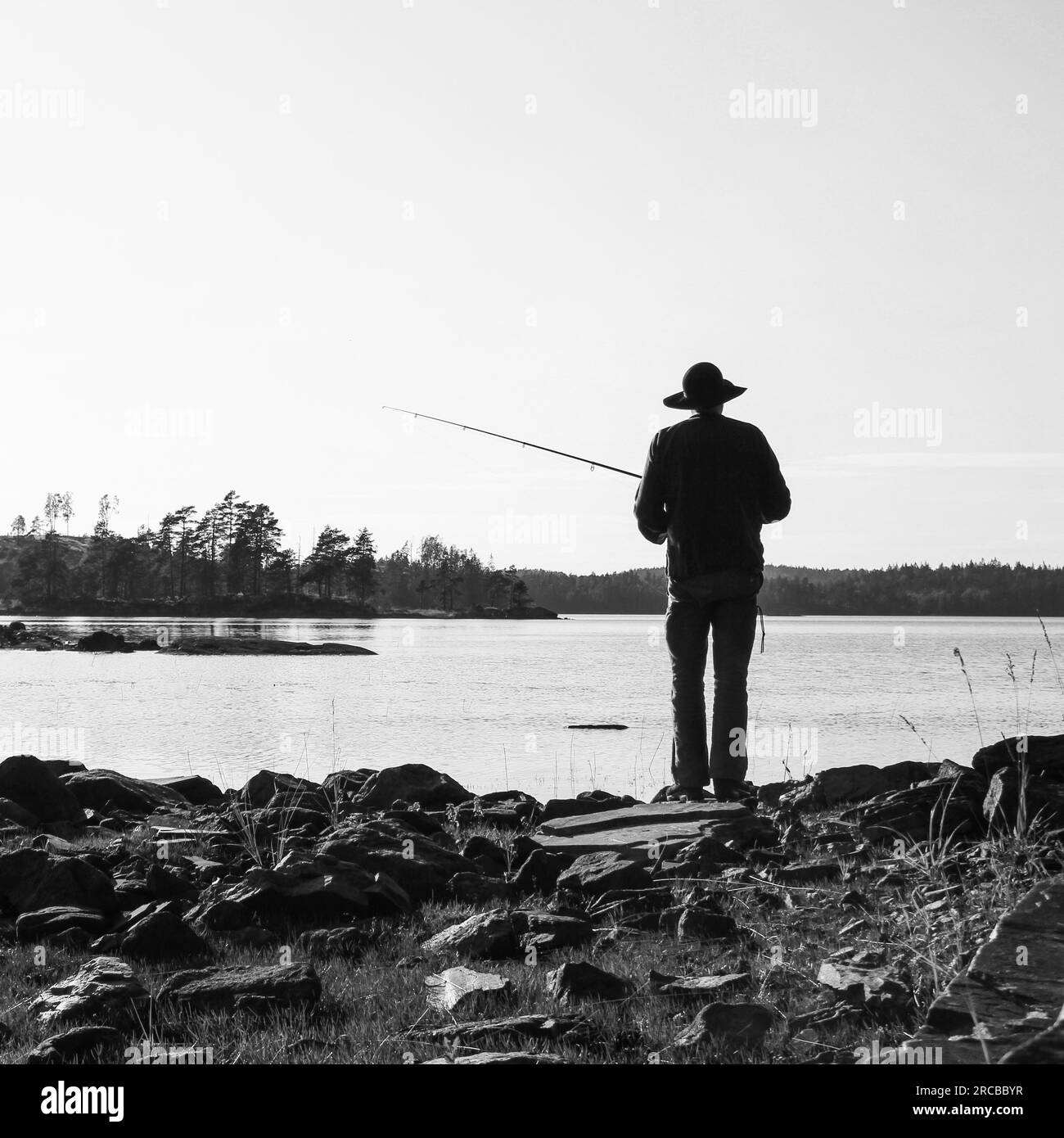 Fischer am Marsjon-See, Schweden Stockfoto