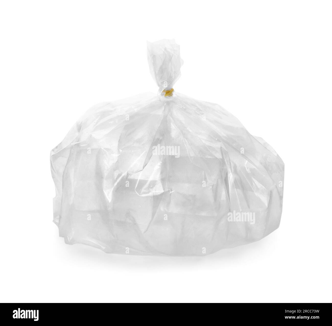 Verpackt mit Eiswürfeln, isoliert auf Weiß Stockfoto