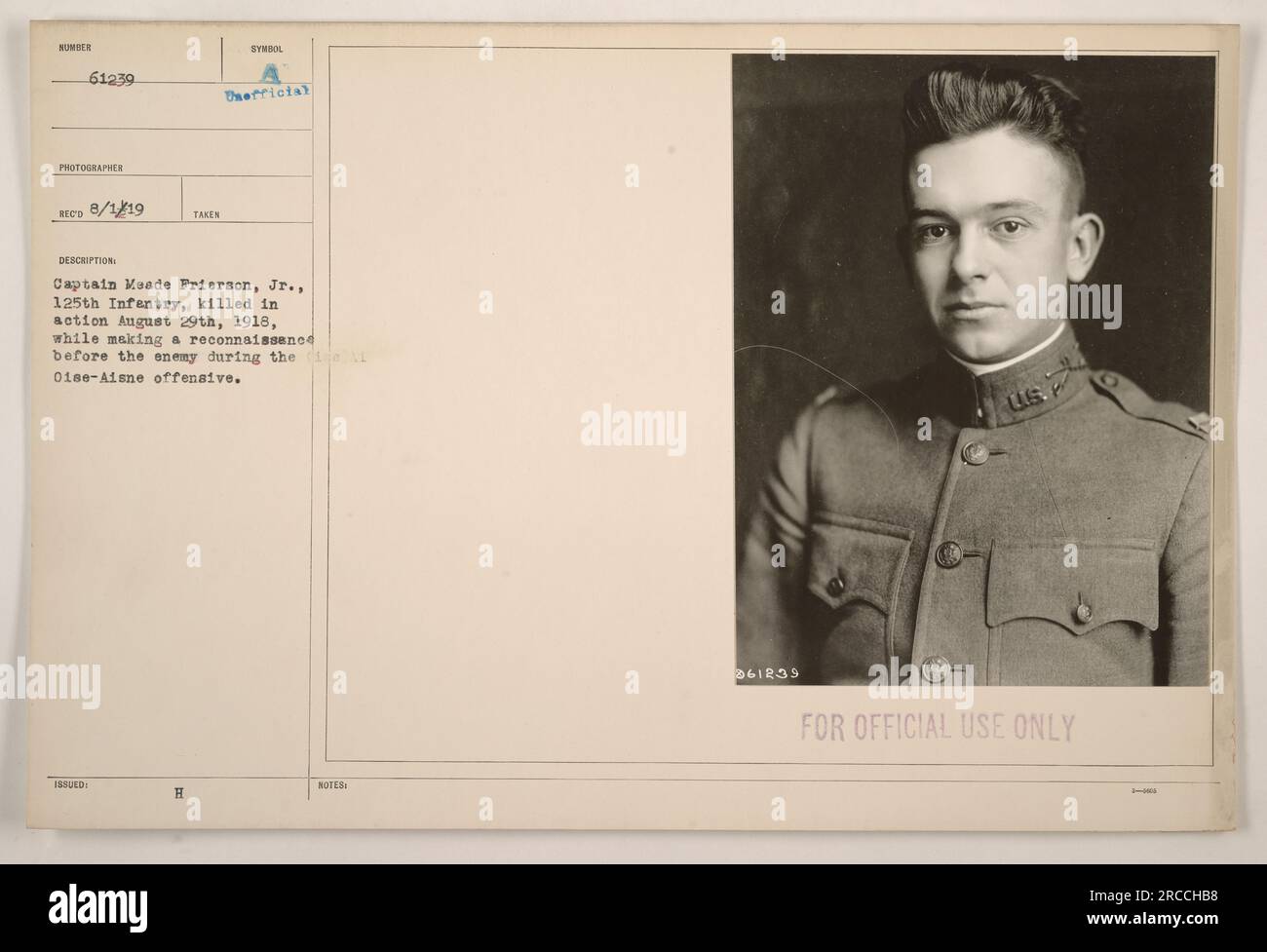 Captain Mesde Frierson Jr. von der 125. Infanterie ist auf diesem Foto zu sehen, das während des Ersten Weltkriegs aufgenommen wurde. Er wurde am 29. August 1918 getötet, als er im Rahmen der Oise-Aisne-Offensive eine Aufklärungsmission vor dem Feind durchführte. Sein Opfer und seine Tapferkeit werden in Erinnerung behalten. Dieser Titel basiert auf historischen Datensätzen und sollte nicht als kreativ betrachtet werden. Stockfoto