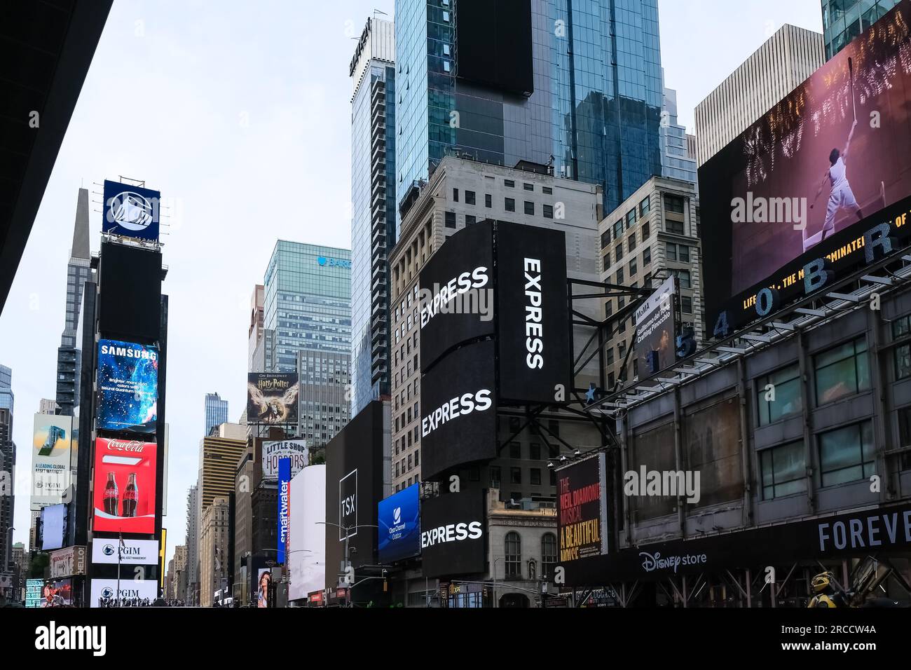 Architektonische Details am Times Square, einer wichtigen Handelskreuzung, Touristenziel, Unterhaltungszentrum und Viertel in Manhattan, New York Stockfoto