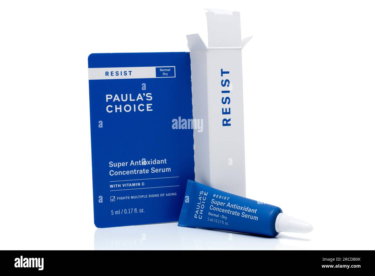 5ml Quetschröhrchen Paulas Choice Resist Super Anti Aging Antioxidant Konzentrat Serum mit Vitamin C und Box Stockfoto