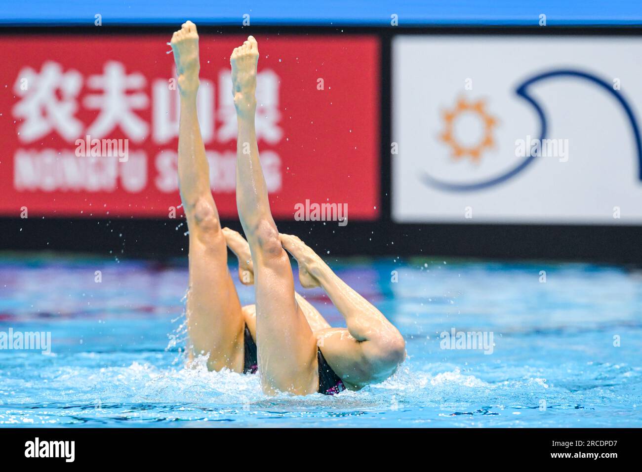 Fukuoka, Japan. 14. Juli 2023. Bregje de Brouwer (Niederlande) und Noortje de Brouwer (Niederlande) anlässlich der World Aquatics Championships 2023 Artistic Swimming Women Duet Technical Preliminary am 14. Juli 2023 in Fukuoka, Japan (Foto: Albert ten Hove/Orange Pictures). Kredit: Orange Pics BV/Alamy Live News Stockfoto