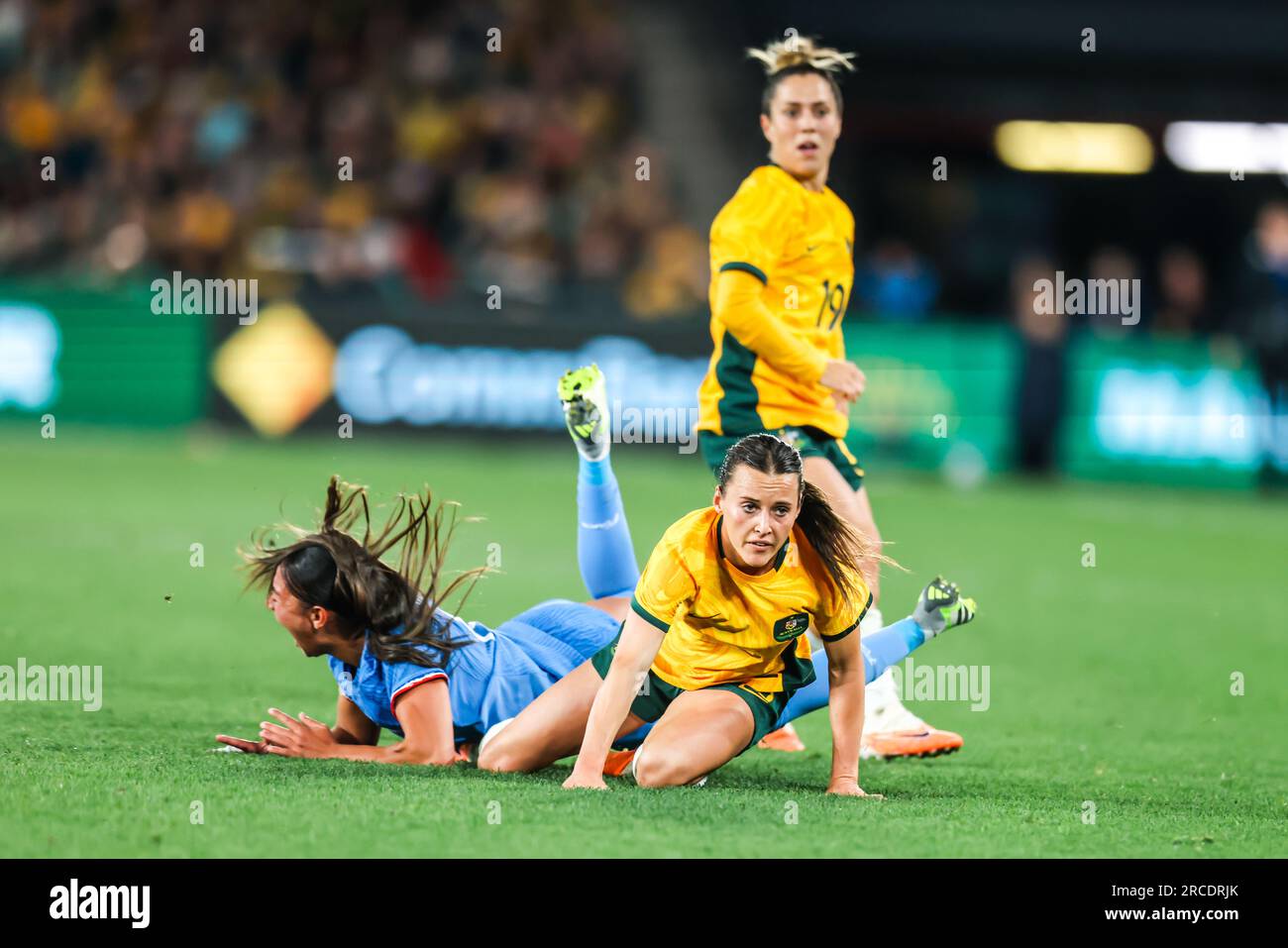 Melbourne, Victoria, Australien. 14. Juli 2023. MELBOURNE, AUSTRALIEN - JULI 14 : Hayley Raso von Australien spielt Frankreich bei der Weltmeisterschaft 2023 Senden Sie das freundliche Spiel am 14. Juli 2023 (Kreditbild: © Chris Putnam/ZUMA Press Wire) NUR REDAKTIONELLE VERWENDUNG! Nicht für den kommerziellen GEBRAUCH! Stockfoto