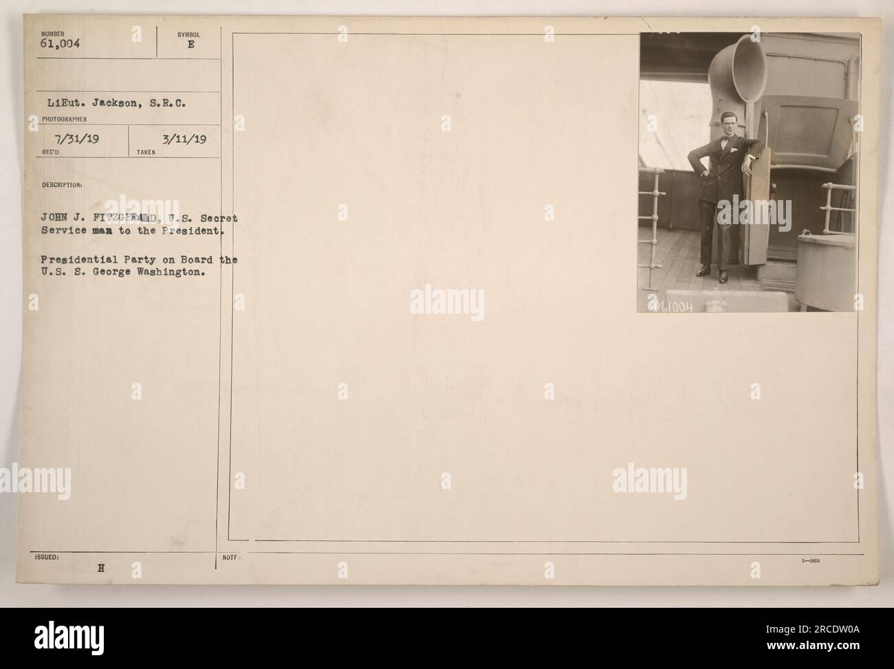 John J. Fitzgerald, ein US-amerikanischer Der dem Präsidenten zugeteilte Secret Service-Mann wird an Bord der U.S.S. gesehen George Washington. Das Bild stammt vom 31. Juli 1919 und wurde von Lieutenant Jackson aufgenommen. Fitzgeralds Anwesenheit auf dem Schiff diente dem Schutz der Präsidentenpartei. Stockfoto