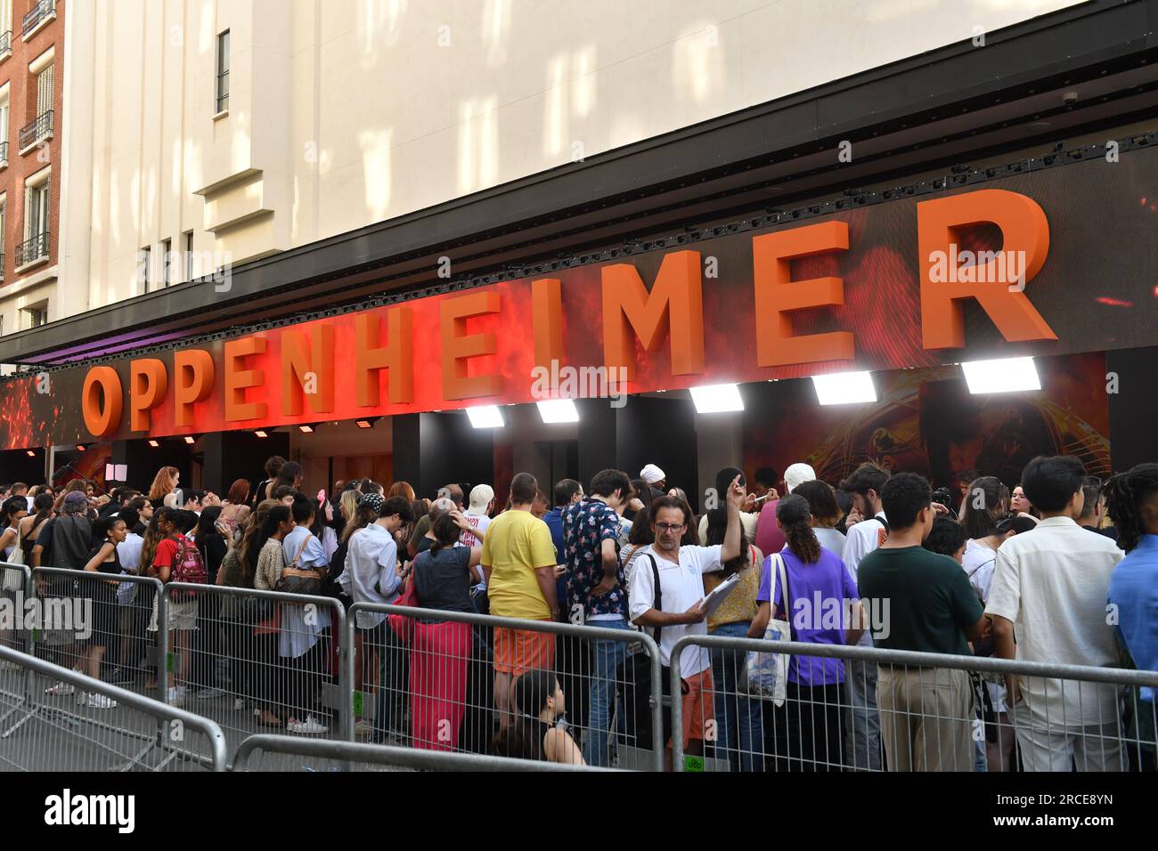 "Oppenheimer" Premiere Im Cinema Le Grand Rex Stockfoto