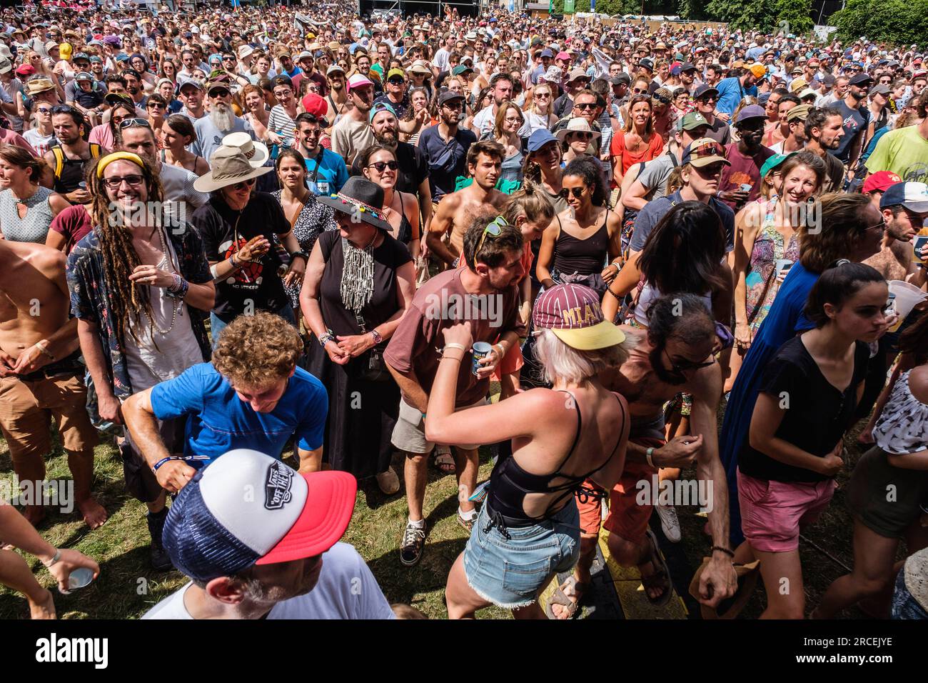 Publikum und Publikum auf dem Festival Lasemo | Public au Festival Lasemo Stockfoto