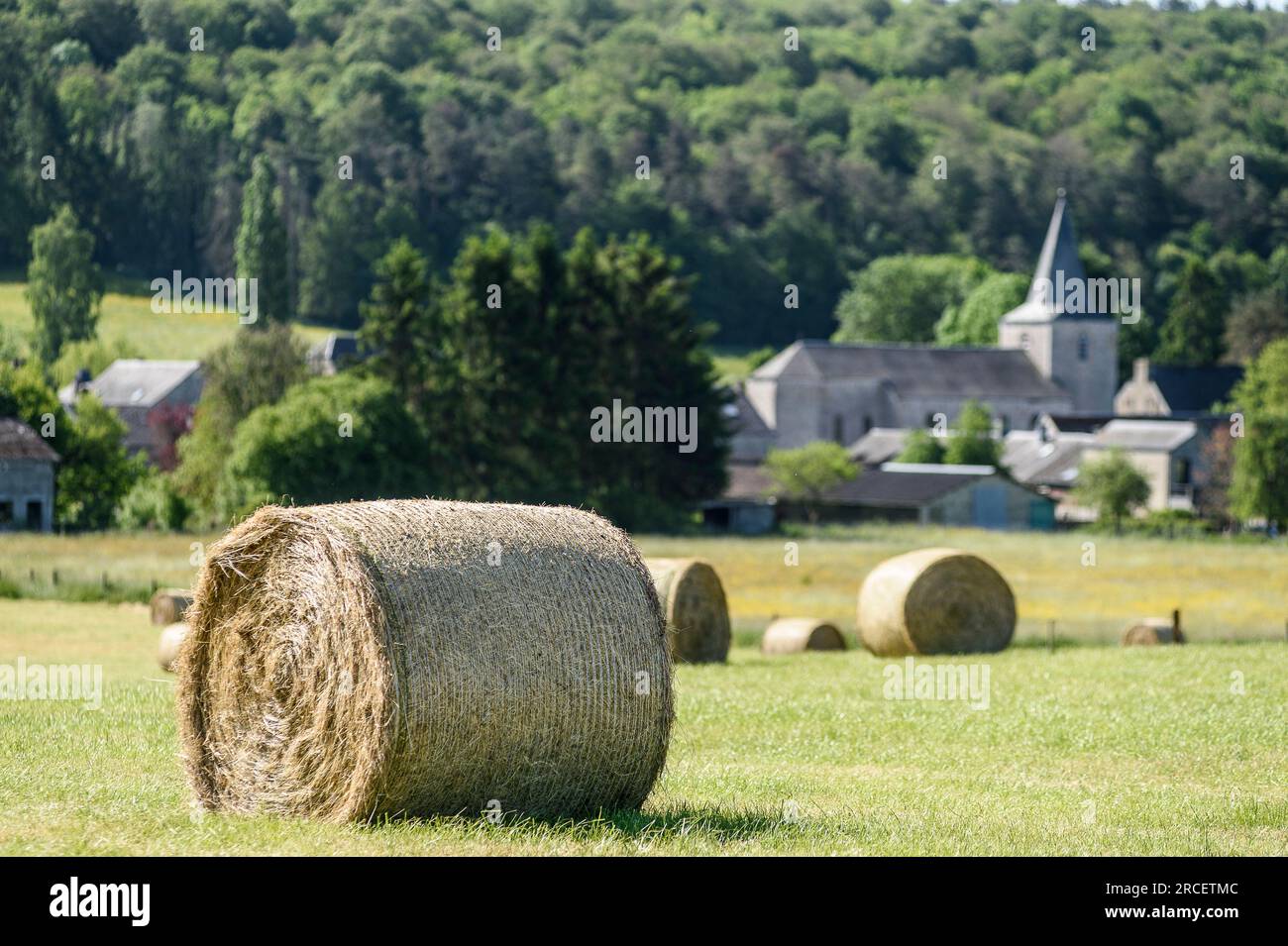 Image showcasing Plus beau village de wallonie -Fotos und -Bildmaterial in hoher ...