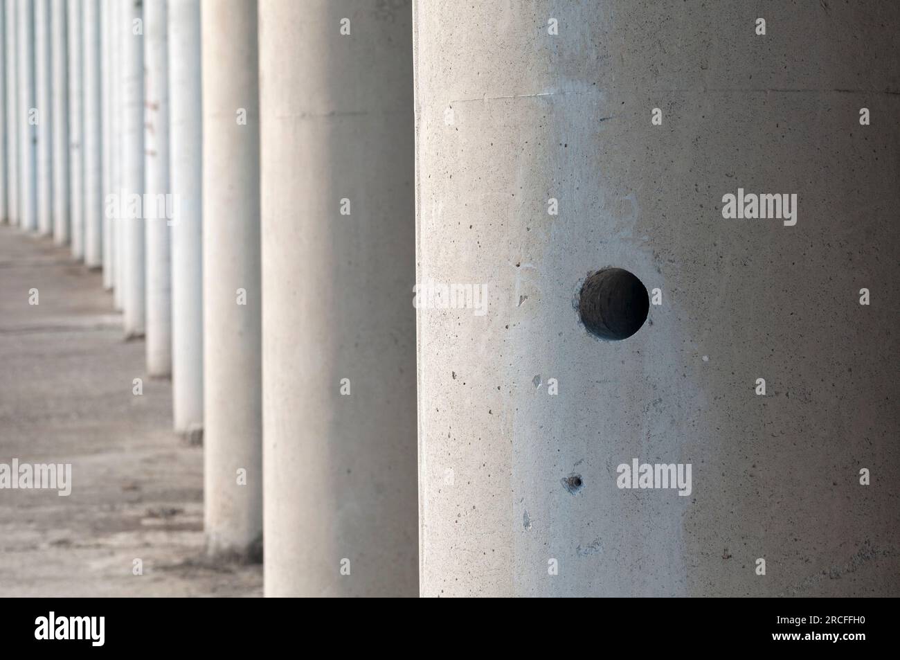 Säule für Qualitätstests gebohrt Stockfoto