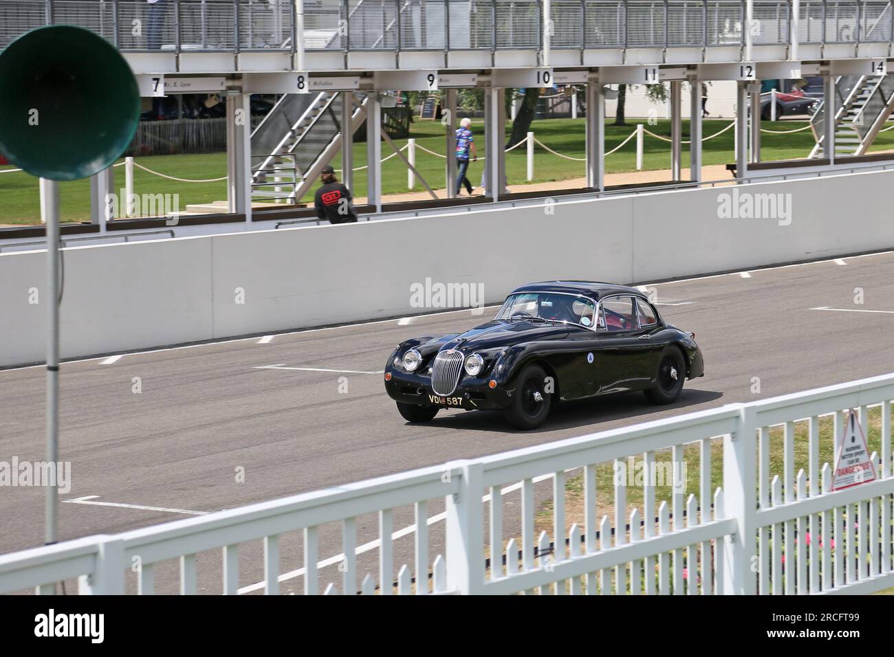 Jaguar XK150 3,4 Coupé (1957), Mike Hawthorn Memorial Track Day, Goodwood, Sussex, England, Großbritannien, Großbritannien, Europa Stockfoto