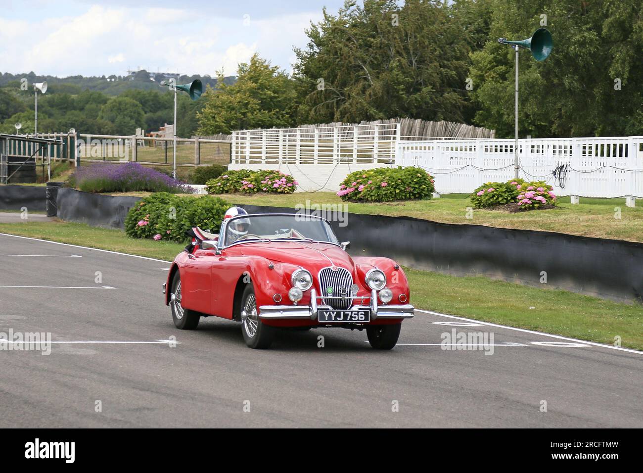 Jaguar XK150 3,4 Drophead Coupé (1958), Mike Hawthorn Track Day, Goodwood, Sussex, England, Großbritannien, Großbritannien, Europa Stockfoto