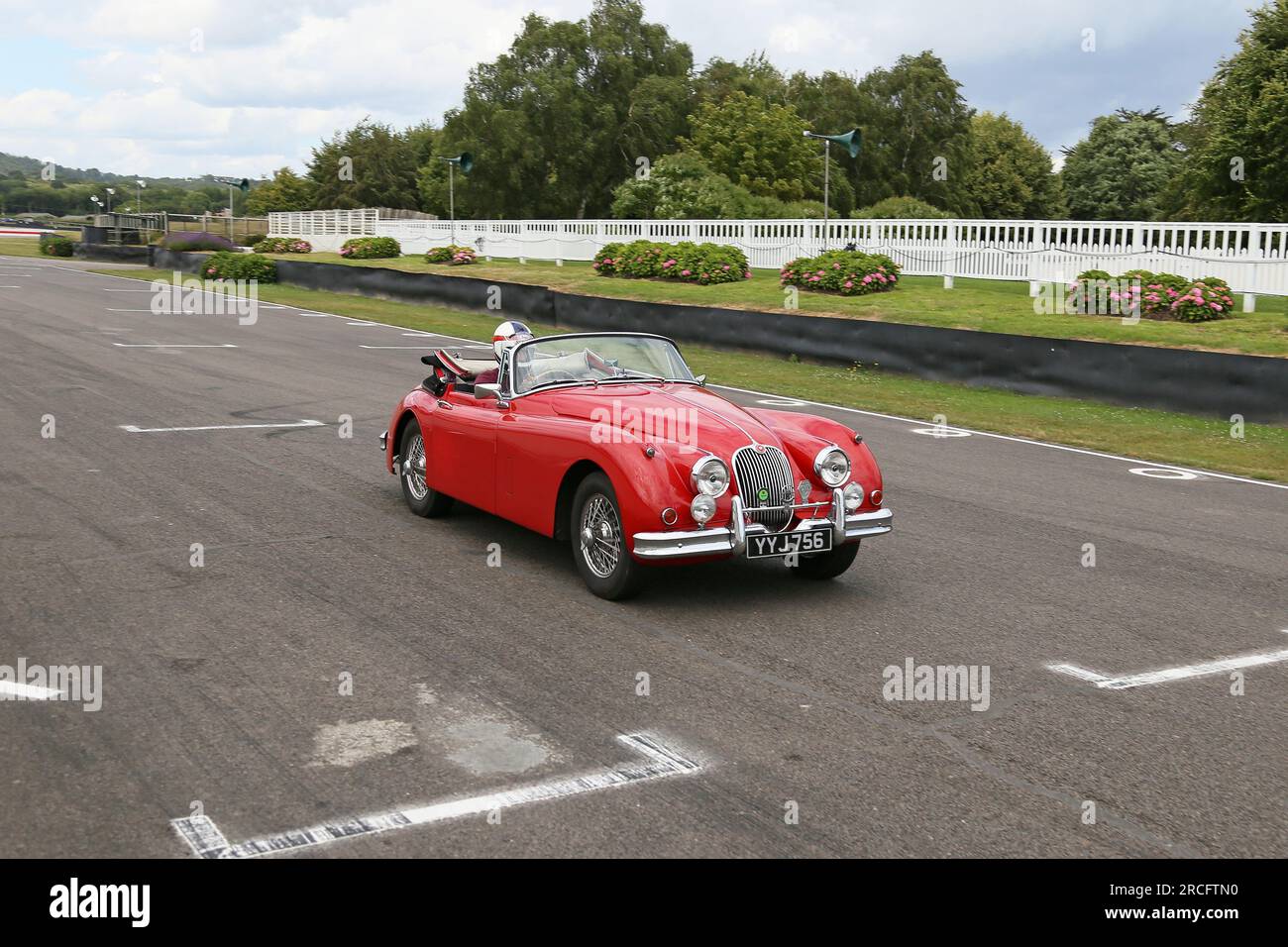 Jaguar XK150 3,4 Drophead Coupé (1958), Mike Hawthorn Track Day, Goodwood, Sussex, England, Großbritannien, Großbritannien, Europa Stockfoto