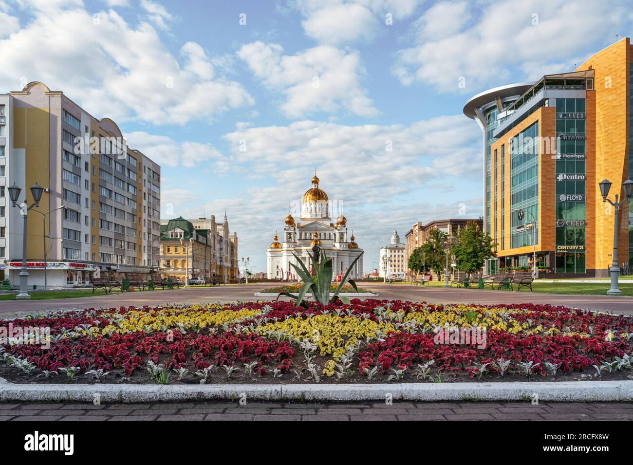 Saransk, Mordowien, Russland. 05.06.2023. Kathedrale von St. Theodore Ushakov in Saransk, geweiht 2009, Russland. Es ist nach dem russischen heiligen benannt Stockfoto