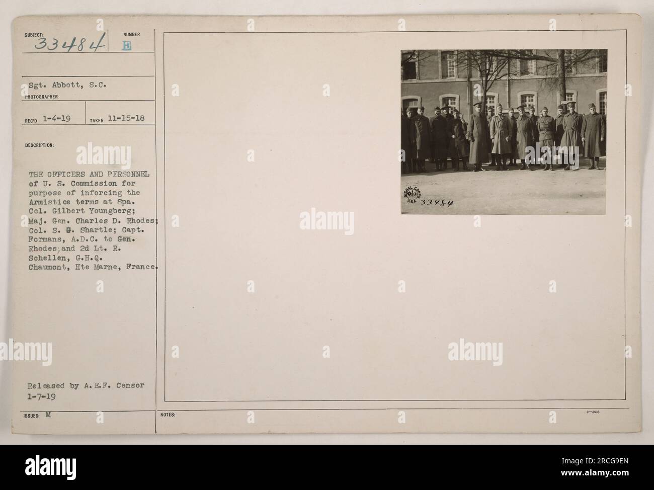 Offiziere und Personal der USA Kommission zur Durchsetzung der Waffenstillstandsklauseln bei Spa. Zu den Bildern gehören Oberst Gilbert Youngberg, Generalleutnant Charles D. Rhodes, Oberst S. G. Shartle, Hauptmann Formans (A.D.C. an General Rhodes) und 2. LT. R. M. Schellen von G.H.Q. Chaumont, Hte Marne, Frankreich. Foto veröffentlicht von A.E.P. Zensor auf 1-7-19. Stockfoto