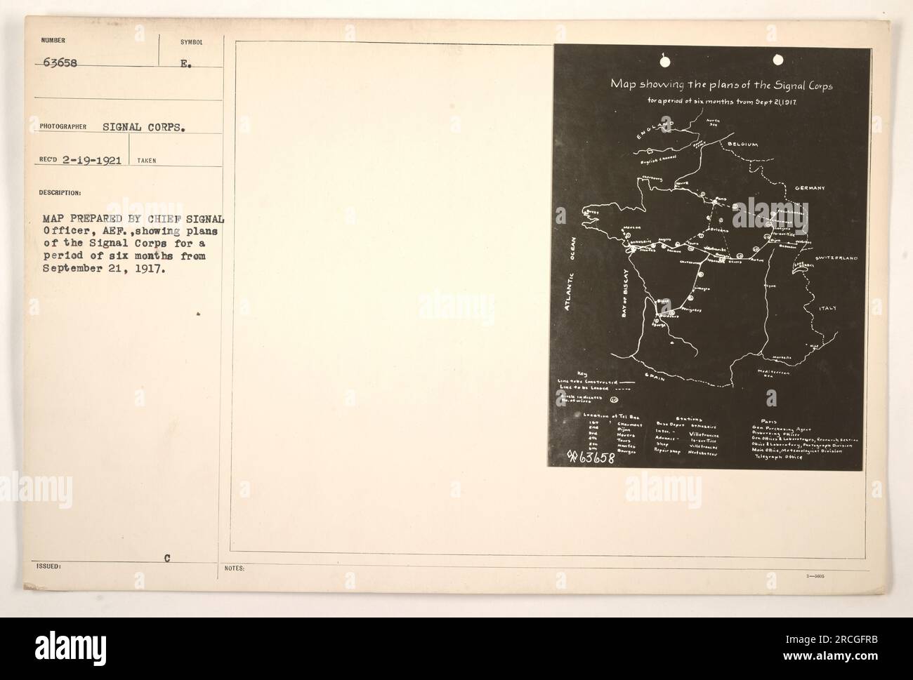 Karte erstellt von Chief Signal Officer, AEF, mit Plänen des Signal Corps für einen Zeitraum von sechs Monaten ab dem 21. September 1917. Die Karte hat die Nummer 63658 und wurde am 19. Februar 1921 empfangen. Das Foto wurde vom Signalkorps aufgenommen. Die Karte enthält Symbole und Hinweise. Stockfoto