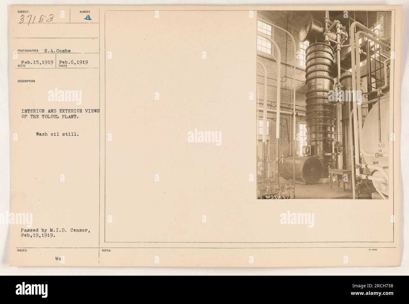 Innen- und Außenansicht des Toloul-Werks, aufgenommen am 15. Februar 1919. Das Foto zeigt ein Waschöl, das in der Anlage verwendet wurde. Es wurde vom M.I.D. übergeben Zensor am 19. Februar 1919. Der Fotograf war N.A. Combs. Stockfoto