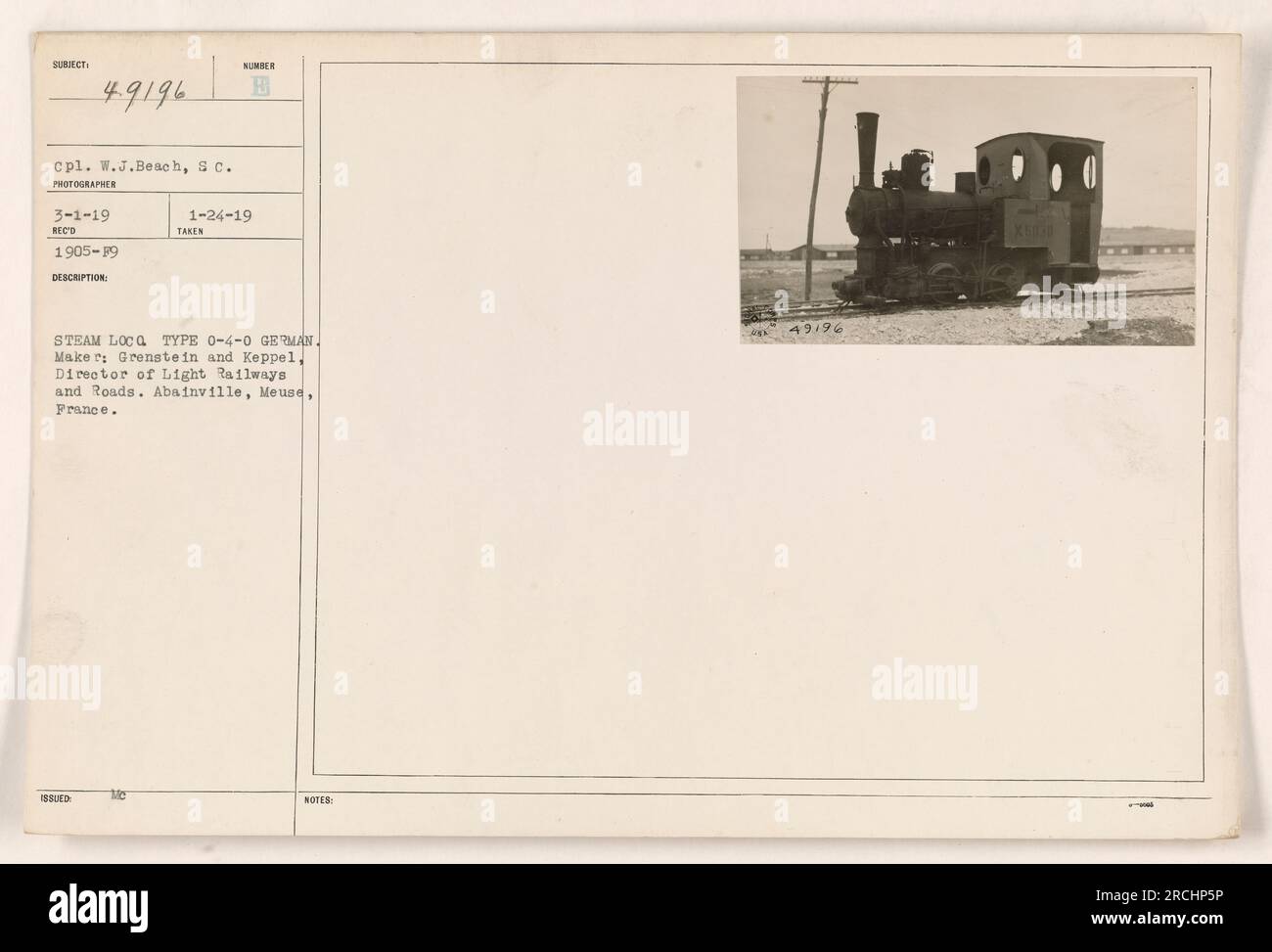 Deutsche Dampflokomotive, Typ 0-4-0, hergestellt von Grenstein und Keppel. Diese Lokomotive wurde vom Director of Light Railways and Roads in Abainville, Mause, Frankreich, genutzt. Das Foto wurde am 3. Januar 1919 aufgenommen, und die Identifikationsnummer der Lokomotive ist 49196. Stockfoto