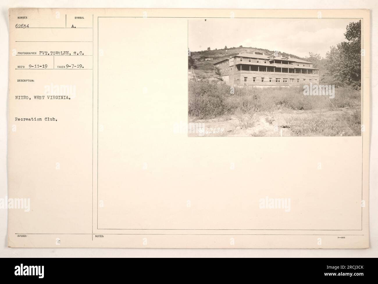 Ein Foto von Gefreiter Towslee am 7. September 1919 in Nitro, West Virginia. Auf dem Bild ist ein Recreation Club-Symbol mit der Nummer 62634 abgebildet. Das Foto ging am 11. September 1919 ein. Für dieses Bild sind keine zusätzlichen Hinweise vorhanden. Stockfoto