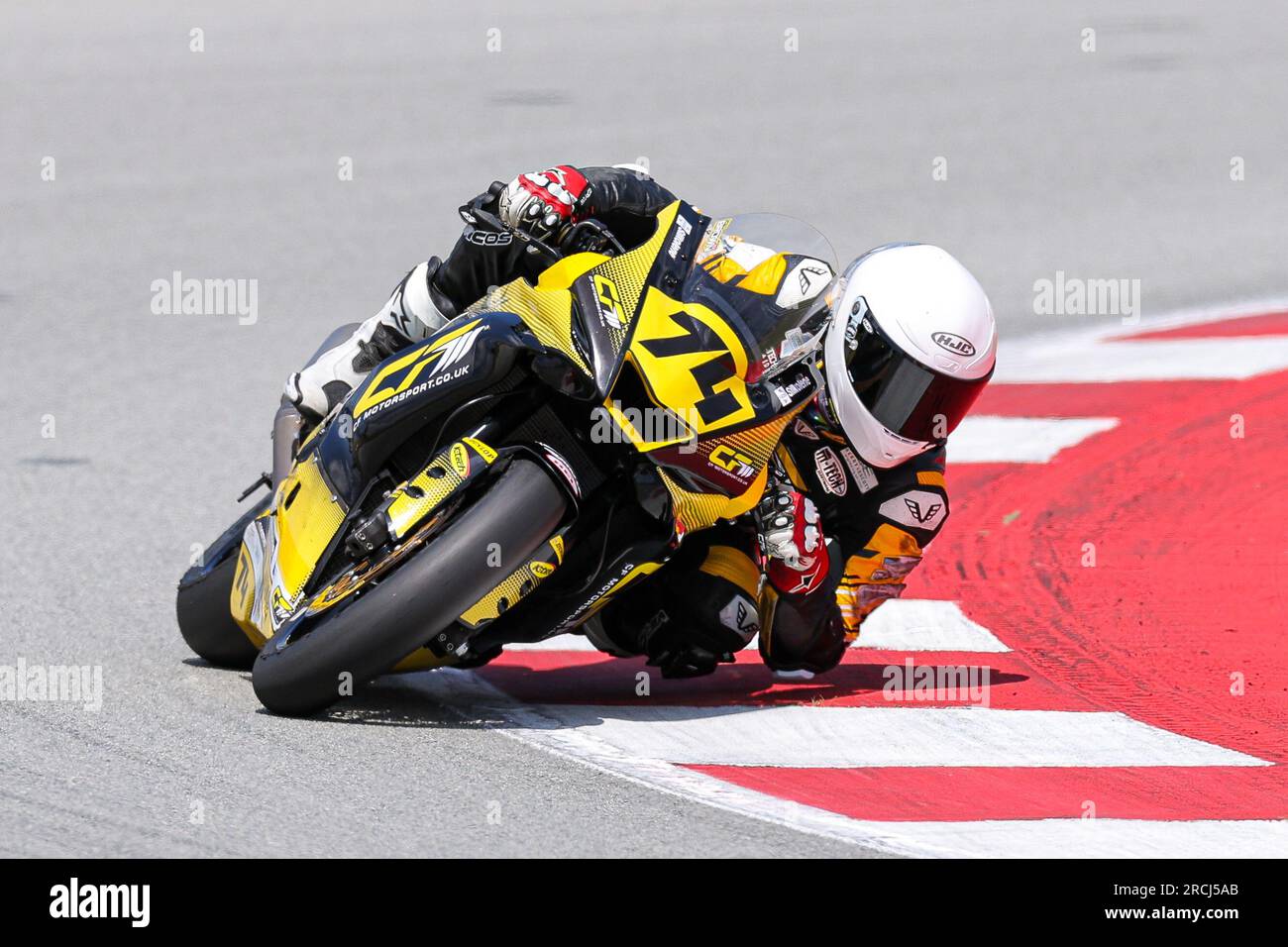 Montmelo, Spanien. 14. Juli 2023. Carter Brown vom GBR des CF Motorsport Teams mit Yamaha während der ECH-Kategorie der Finetwork FIM JuniorGP Weltmeisterschaft Barcelona auf dem Circuit de Barcelona in Montmelo, Spanien. Kredit: DAX Images/Alamy Live News Stockfoto