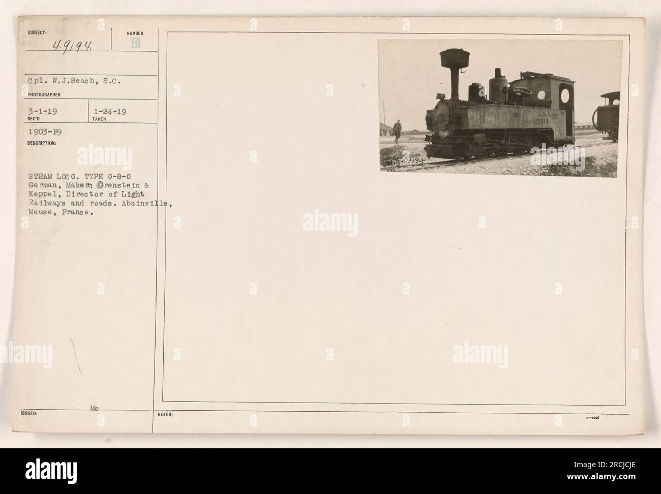 Dampflokomotive deutscher Herkunft, insbesondere eine Typ 0-8-0, hergestellt von Orenstein & Keppel. Es wurde vom Direktor für leichte Eisenbahnen und Straßen in Abainville, Mause, Frankreich während des Ersten Weltkriegs betrieben. Dieses Foto wurde am 3. Januar 1919 aufgenommen und am 19. Januar 1903 erhalten. Sie hat die Nummer 1-24-19. Stockfoto