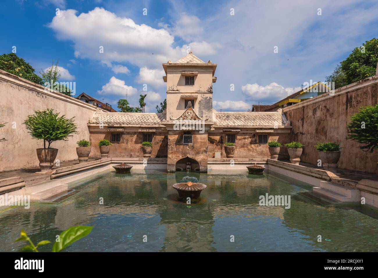 Taman Sari Water Castle, ehemaliger königlicher Garten des Sultanats von Yogyakarta in Indonesien Stockfoto