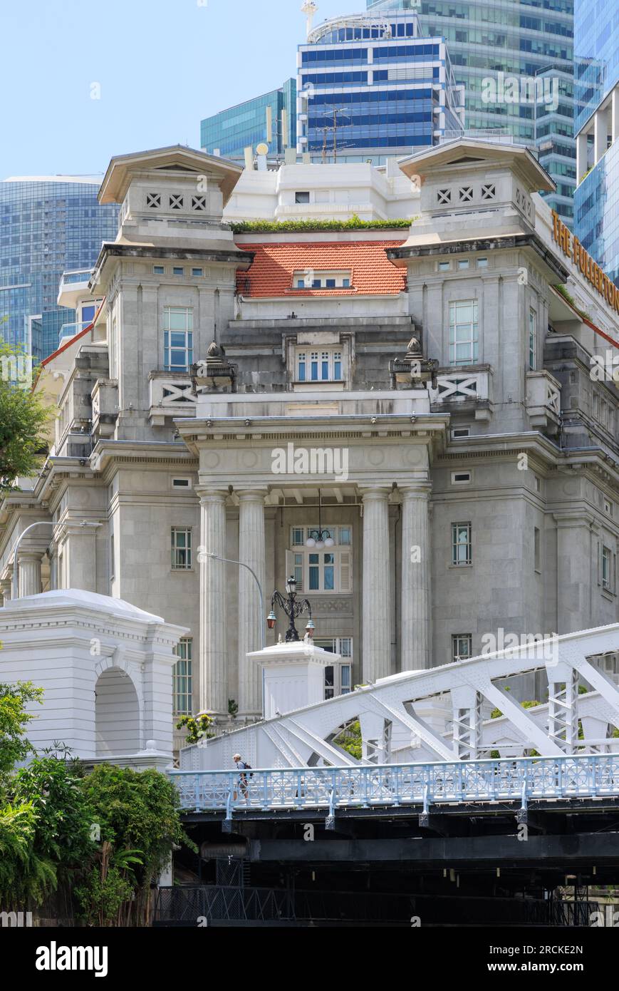 Das Fullerton Hotel und Anderson Bridge, Singapur Stockfoto