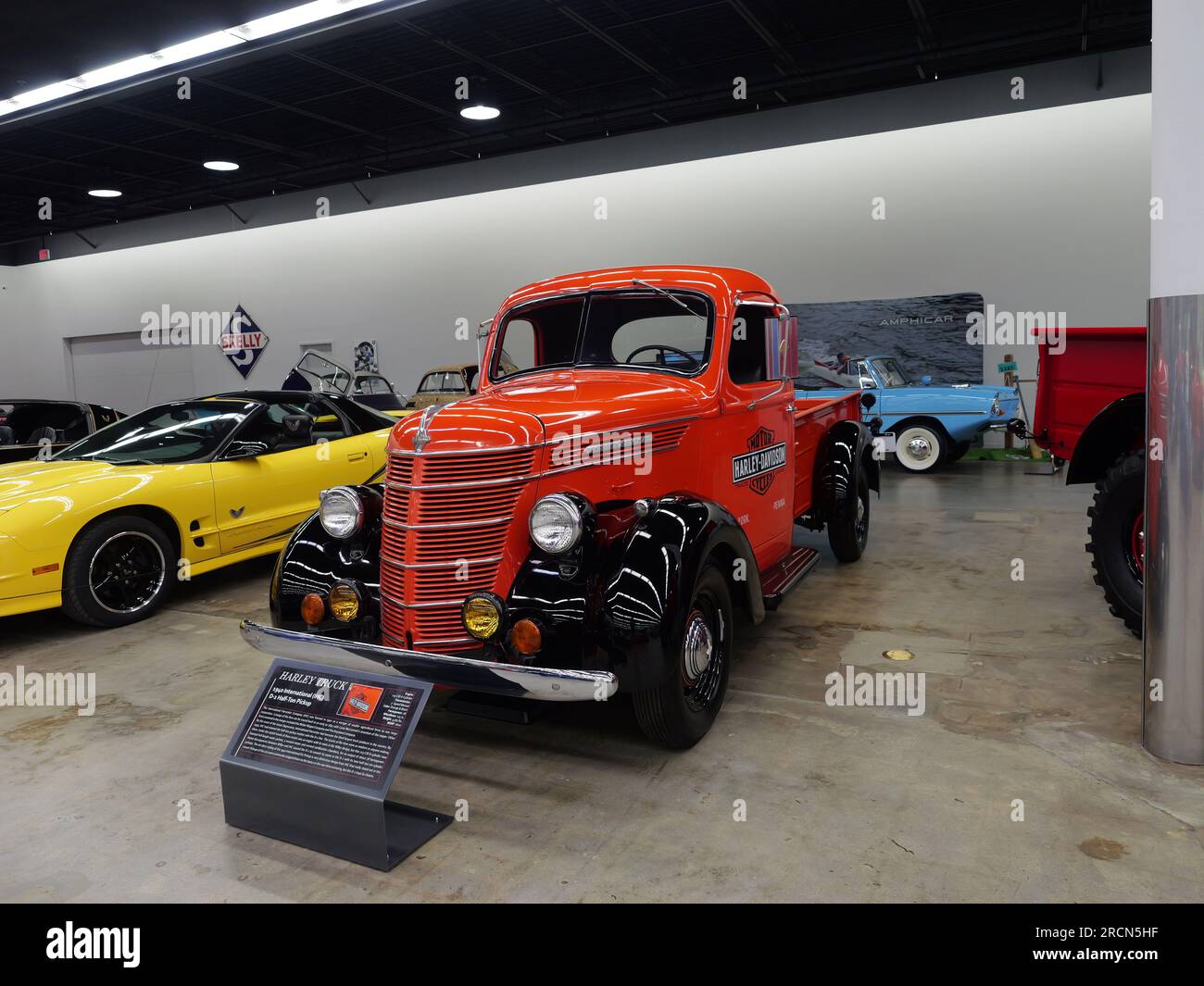 Manhattan, Kansas - 14. Juli 2023: Midwest Dream Car Kollektion - Custom, Classic, Muscle, Super Cars Stockfoto