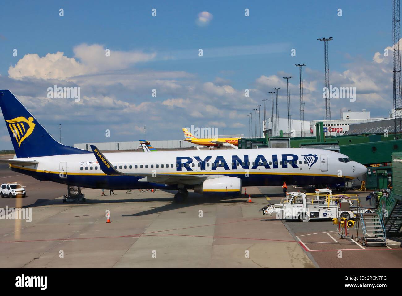 Die irische Ultra-Billigfluggesellschaft Ryanair Flugzeug am Flughafen Göteborg-Landvetter in Schweden Stockfoto