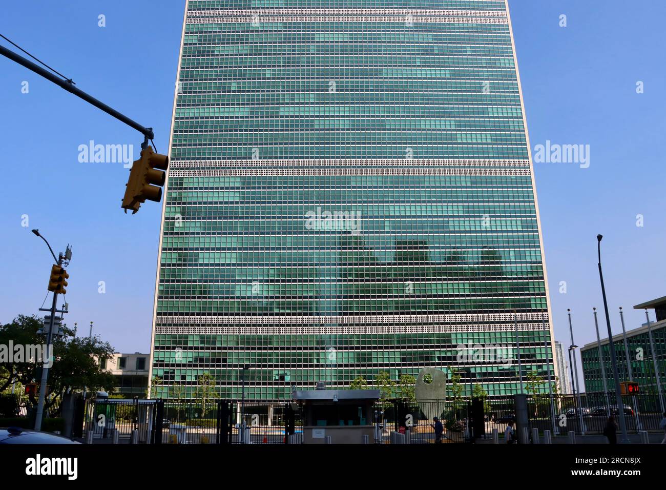Gebäude und Hauptquartier des Sekretariats der Vereinten Nationen in New York City, USA Stockfoto