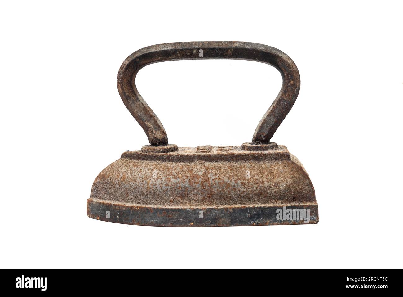 Altes Metalleisen auf weiß isoliert Stockfoto