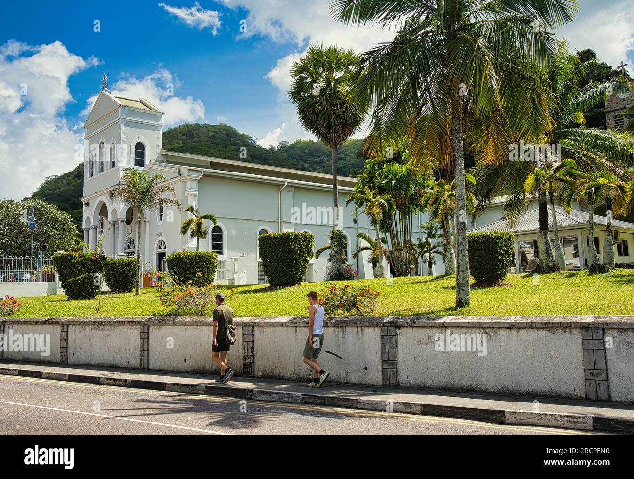 Mahe Seychellen 16.07.2023 das Außengebäude der makellosen Empfängniskirche, erbaut im Jahr 1861, die wichtigste Kathedrale des römisch-katholischen Mahe Stockfoto