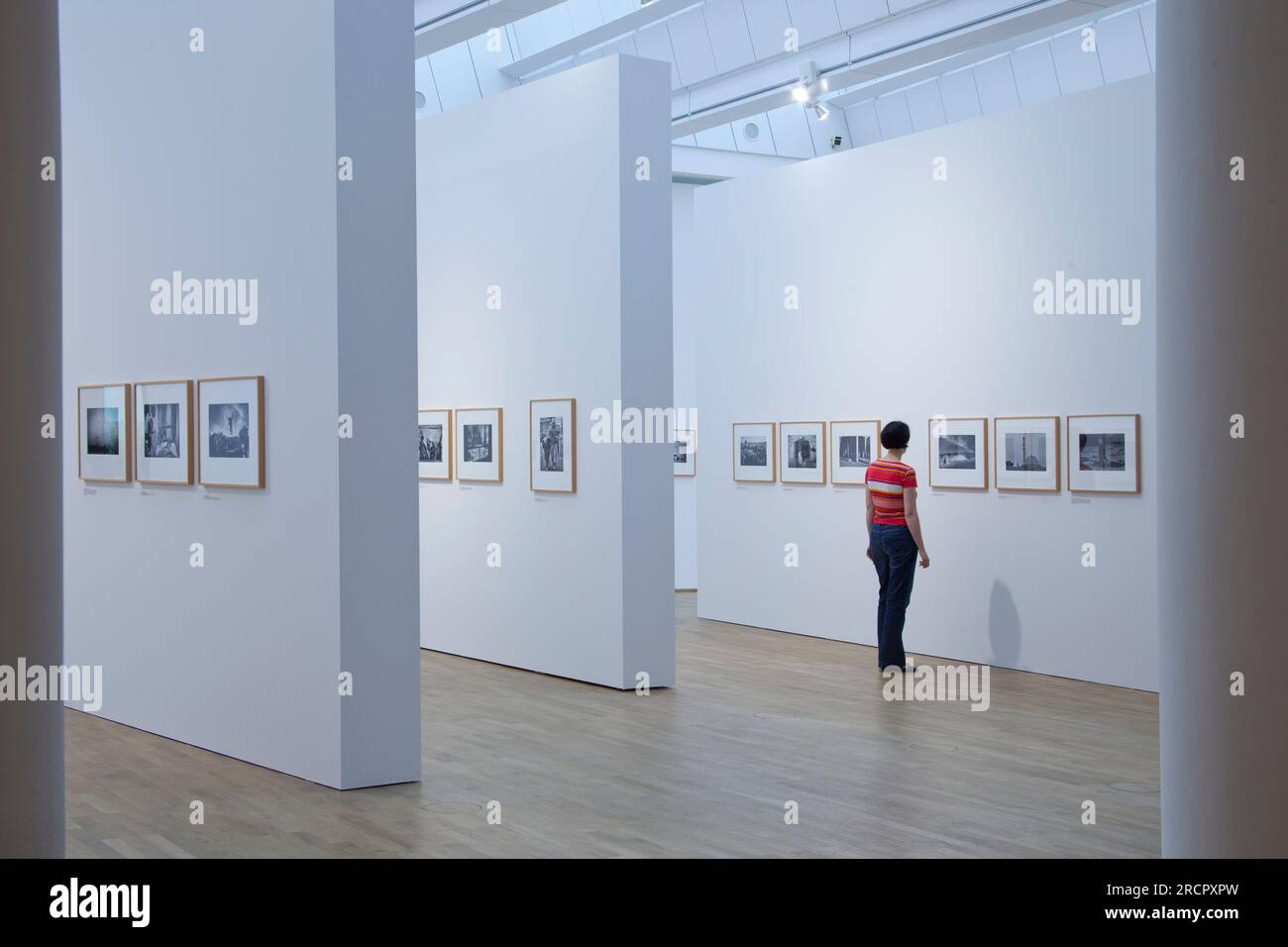 fotografie di Anja Niedringhaus, "im Krieg", 2001-2011, Museum für Moderne Kunst, Frankfurt, Darmstadt, Hessen, Deutschland Stockfoto