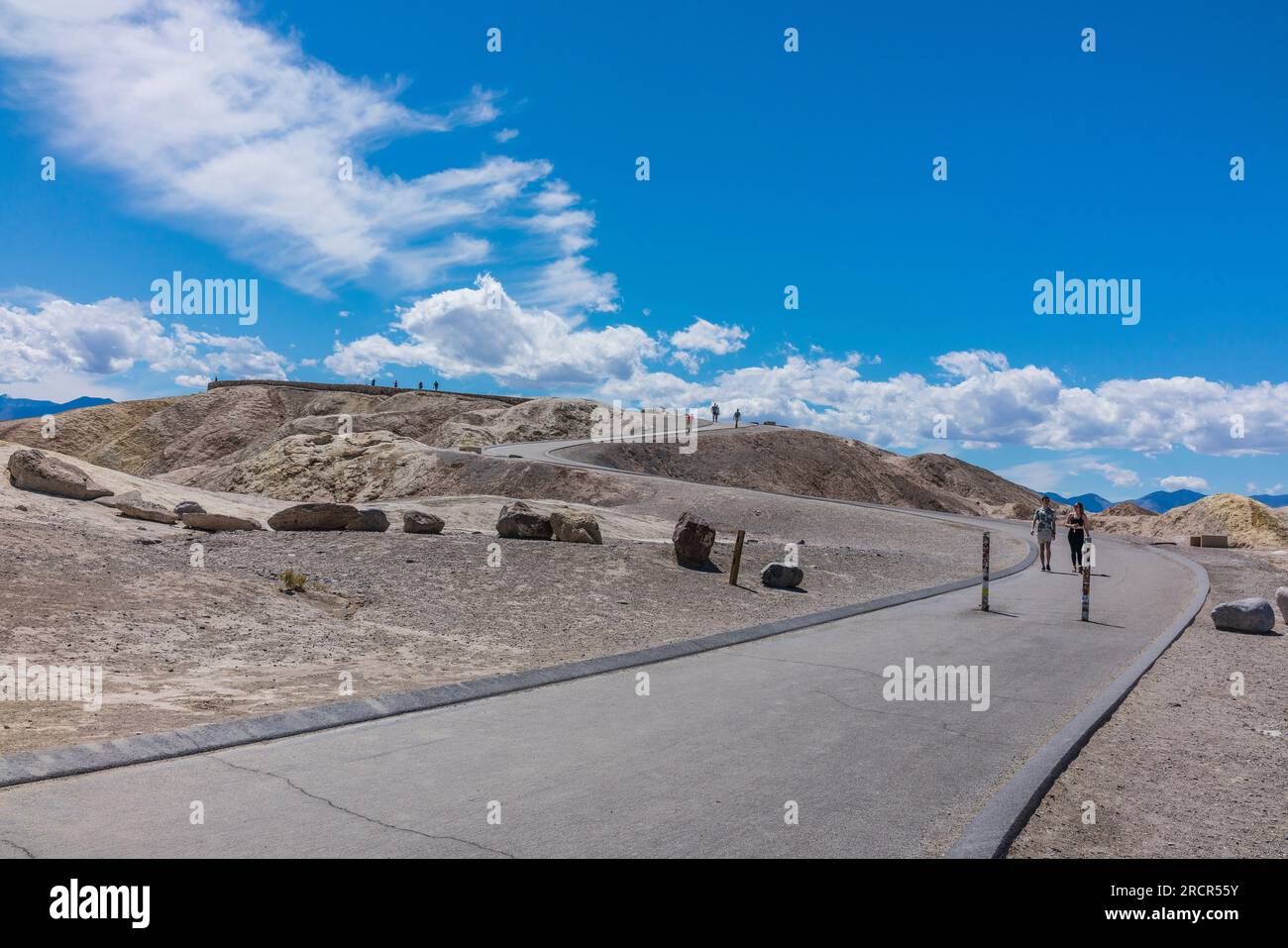 Zabriskie Point ist ein berühmter aussichtspunkt im Death Valley und ein beliebter Ort, um Sonnenaufgang und Sonnenuntergang zu beobachten. Stockfoto