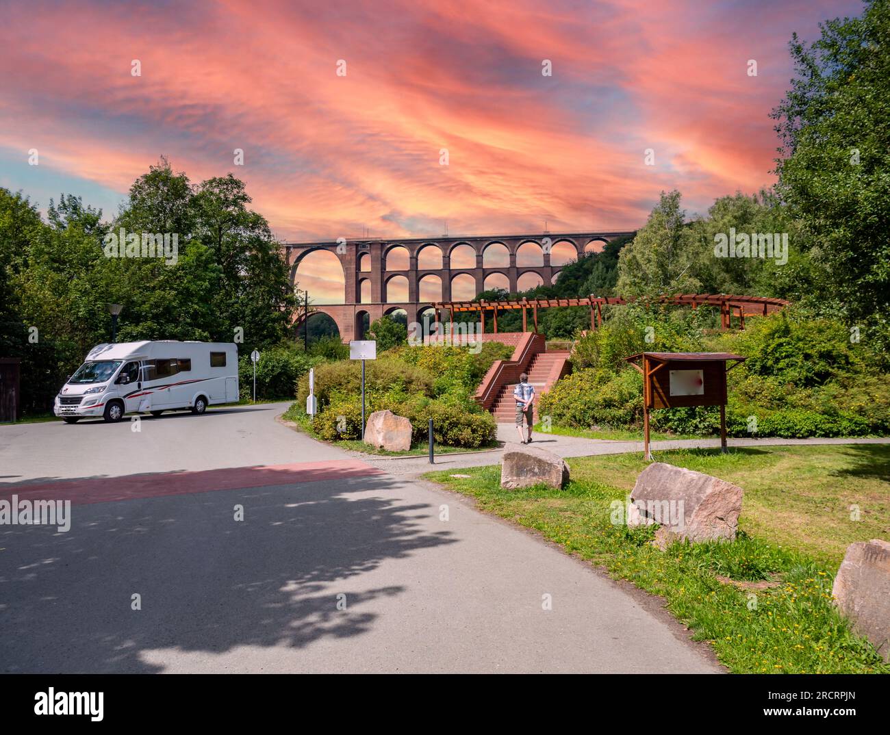 Göltzsch Viadukt Vogtland Ostdeutschland mit Wohnmobil Stockfoto