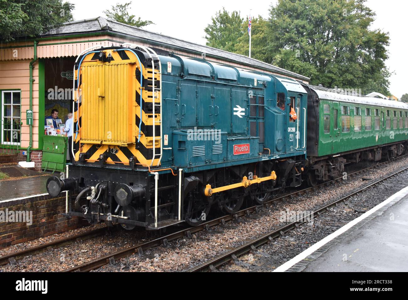 Klasse 08 Shunter Nr. 08288 am Watercress Line Diesel Gala Day am 14. Juli 2023 Stockfoto
