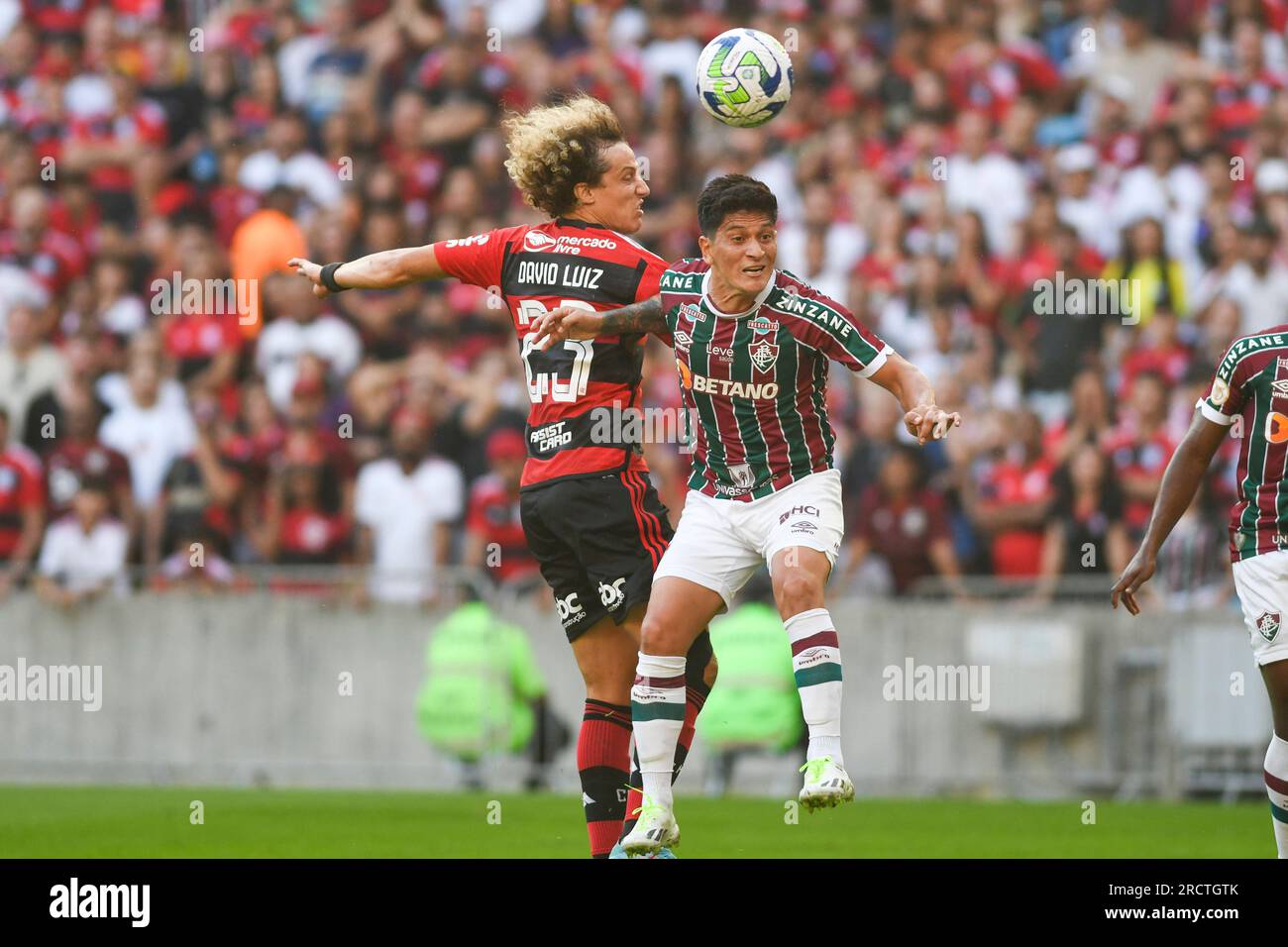 Rio, Brasilien - 16. Juli 2023, David Luiz und deutscher Cano (Atacante)-Spieler im Spiel zwischen Fluminense und Flamengo beim Brasilien Cup in der 15. Runde in Mara Stockfoto