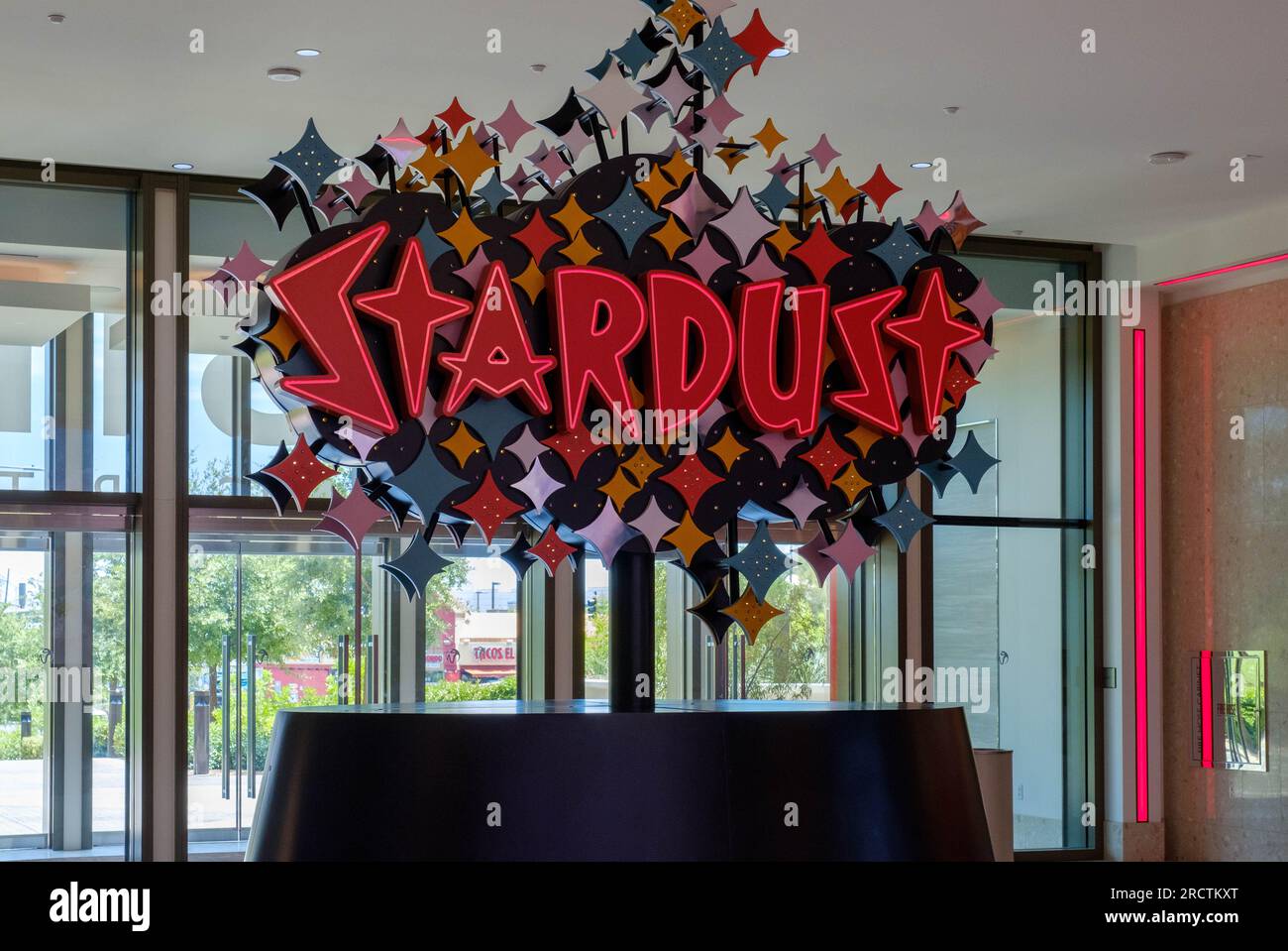 Stardust Hotel-Schild, Lobby von Resorts World, Las Vegas, Nevada Stockfoto Stardust Hotel-Schild, Lobby von Resorts World, Las Vegas, Nevada Stockfoto