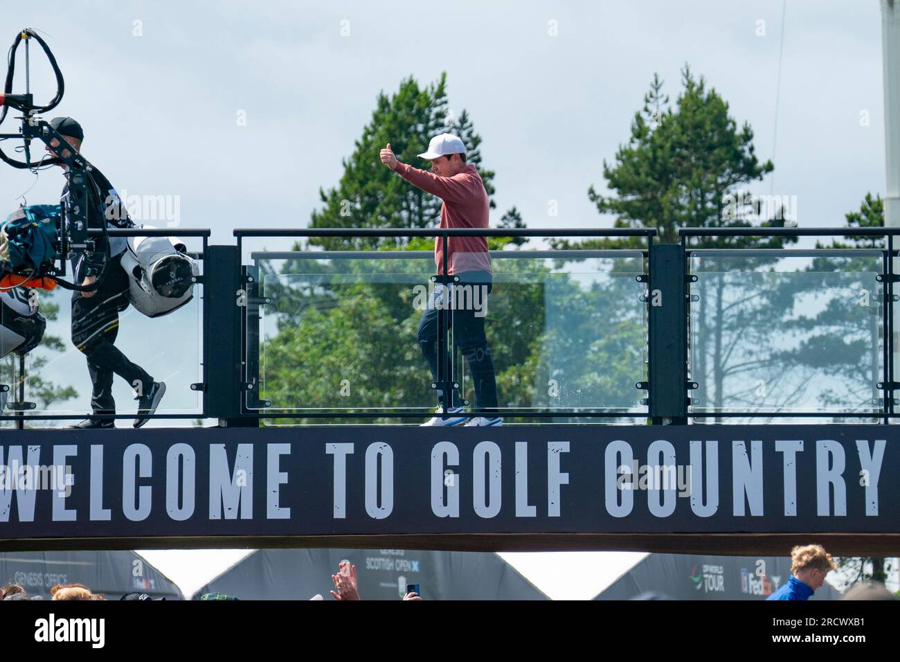 Robert McIntyre nach Abschluss der Runde um 18. Uhr Green während der Genesis Scottish Open 2023 im Renaissance Club in North Berwick, Schottland Stockfoto