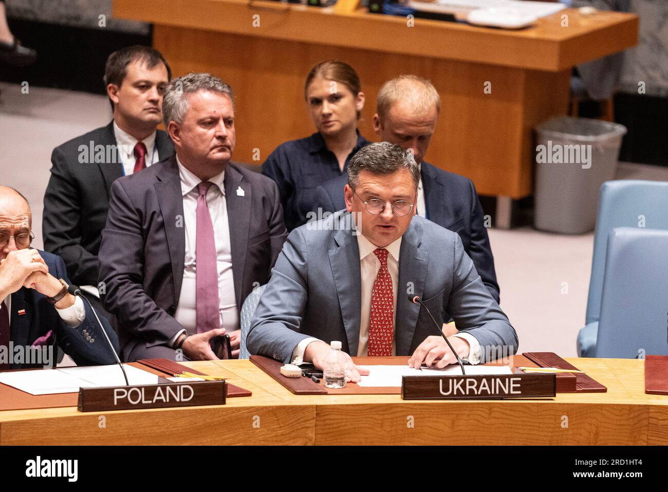 New York, Usa. 17. Juli 2023. Ukrainischer Außenminister Dmytro Kuleba spricht auf der Sitzung des Sicherheitsrats über die Wahrung des Friedens und der Sicherheit in der Ukraine am Hauptsitz der Vereinten Nationen in New York (Foto von Lev Radin/Pacific Press) Kredit: Pacific Press Media Production Corp./Alamy Live News Stockfoto
