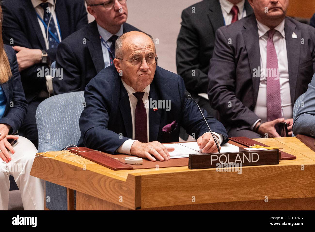 New York, Usa. 17. Juli 2023. Polnischer Außenminister Zbigniew Rau nimmt an der Sitzung des Sicherheitsrats über die Wahrung des Friedens und der Sicherheit in der Ukraine am Hauptsitz der Vereinten Nationen in New York Teil (Foto von Lev Radin/Pacific Press) Kredit: Pacific Press Media Production Corp./Alamy Live News Stockfoto