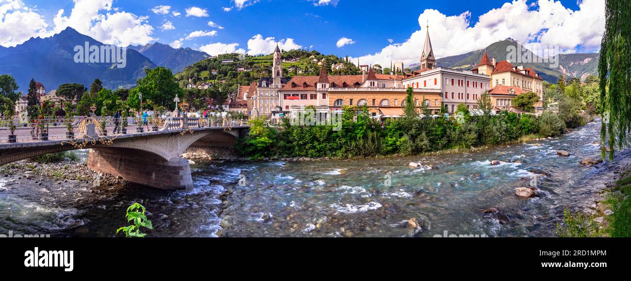 Wunderschöne Stadt Merano - eine beliebte Stadt und ein Kurort in Italien in Südtirol, Bozen Provinz Stockfoto