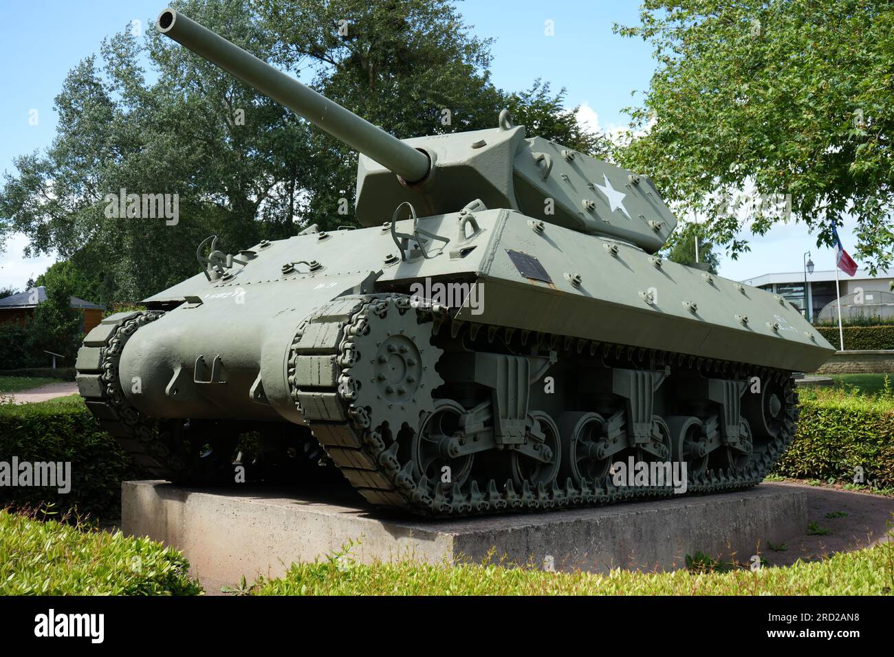 M10 Panzerzerstörer, basierend auf dem M4 Sherman Panzer, im Museum zur Schlacht der Normandie, Bayeux, Frankreich. Stockfoto