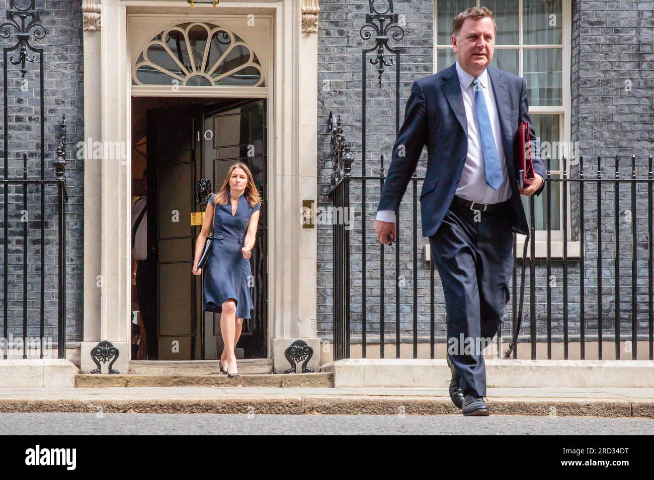 Downing Street, London, Großbritannien. 18. Juli 2023 Lucy Frazer und Mel Stride nehmen an der wöchentlichen Kabinettssitzung in der Downing Street 10 Teil. Foto: Amanda Rose/Alamy Live News Stockfoto