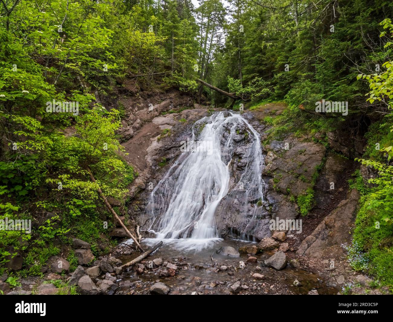 Jacobs Falls am Jacobs Creek im Eagle River auf der Keweenaw Peninsula von Michigan, USA Stockfoto