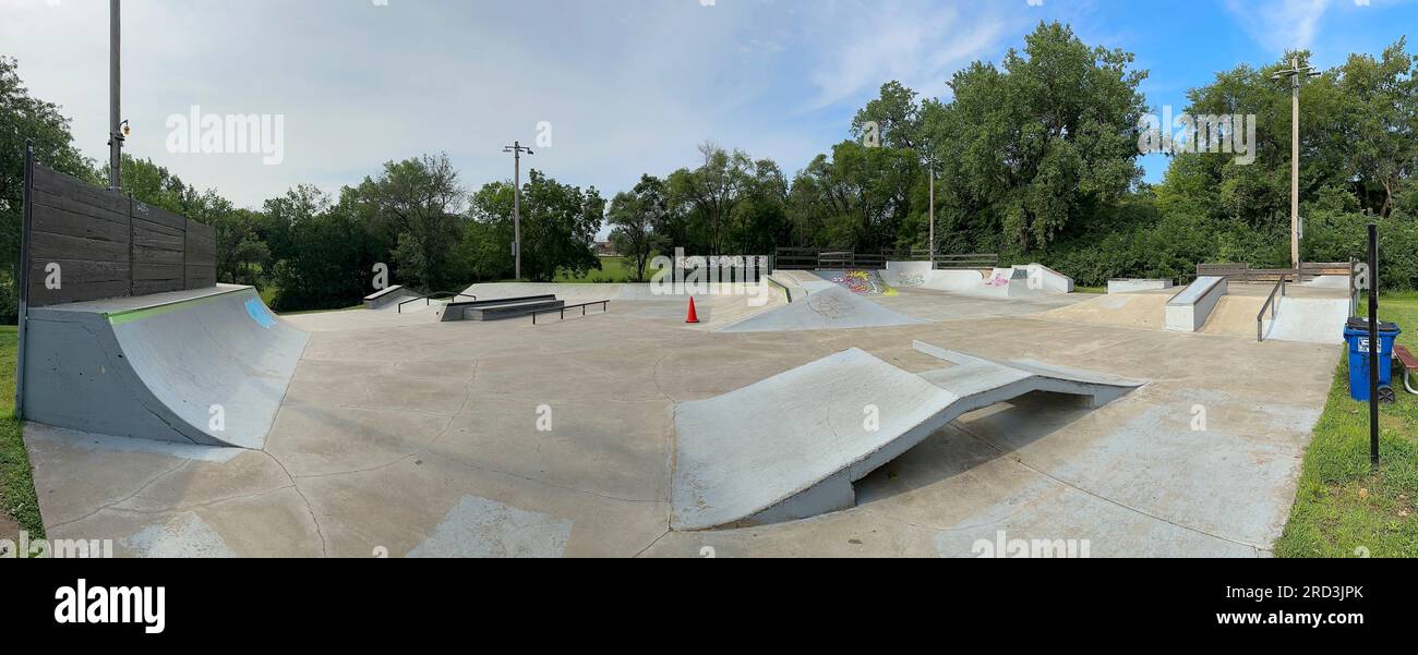 Lawrence, Kansas - 17. Juli 2023: Centennial Skate Park auf der ROCKLEDGE Road in Lawrence, KS Stockfoto