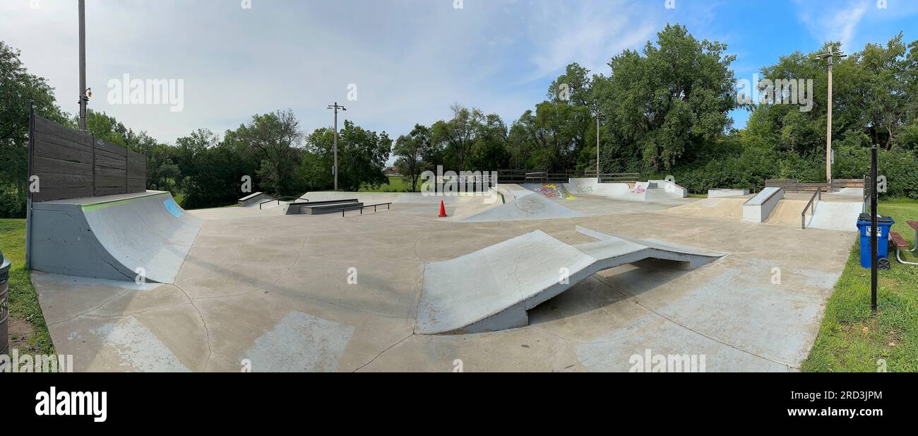 Lawrence, Kansas - 17. Juli 2023: Centennial Skate Park auf der ROCKLEDGE Road in Lawrence, KS Stockfoto