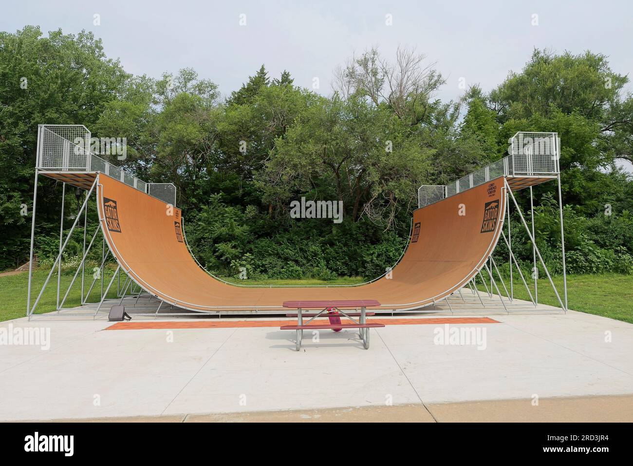 Lawrence, Kansas - 17. Juli 2023: Centennial Skate Park auf der ROCKLEDGE Road in Lawrence, KS Stockfoto